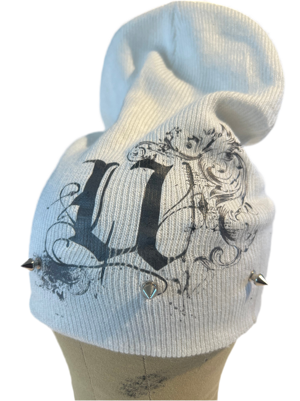 Spiked “U” Beanie (white)